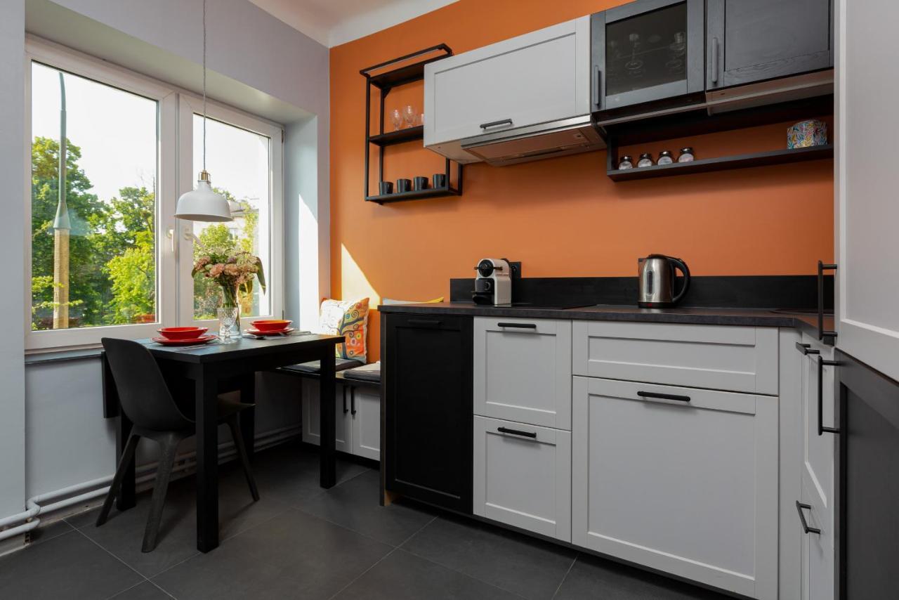 Bialobrzeska By Renters Apartment Warsaw